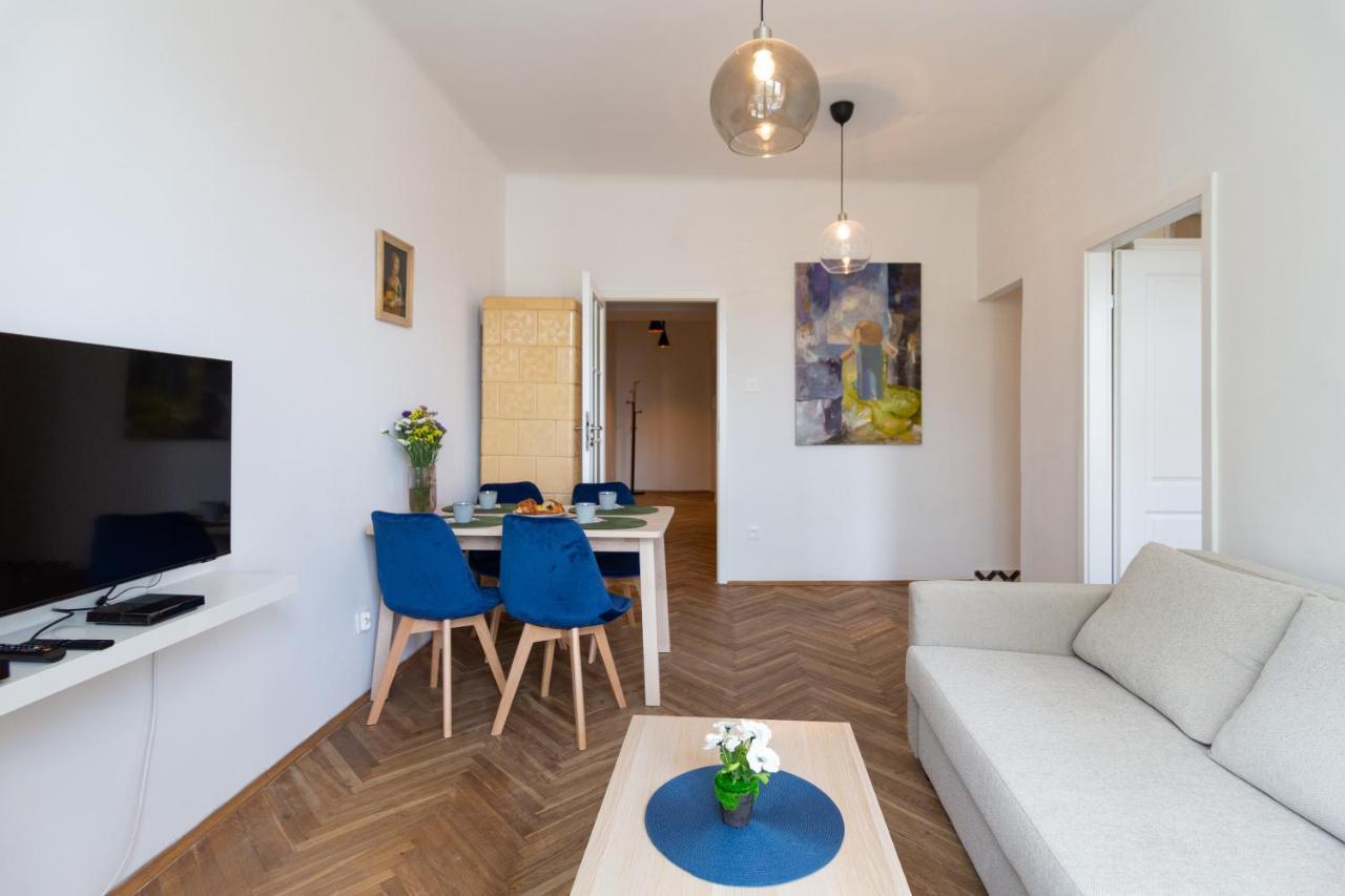 Old Town Charming Cozy Fully Equipped Apartment Krakow Ngoại thất bức ảnh